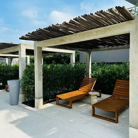 Shoreline Escape - Private Pool - *