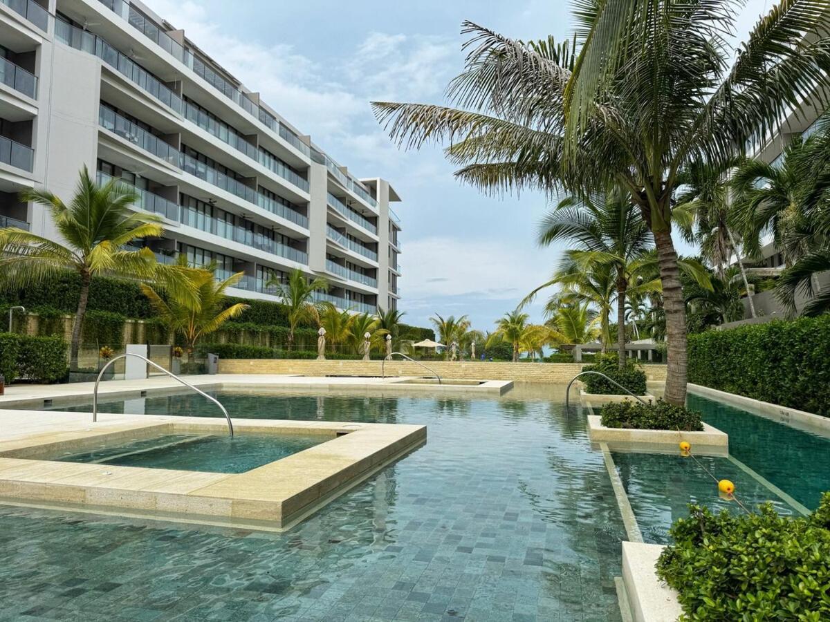 Shoreline Escape - Private Pool - Apartment